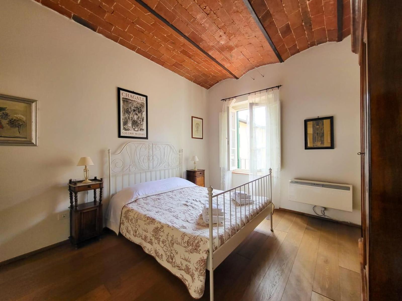 Le Antiche Scale 9 Apartment Лука Екстериор снимка